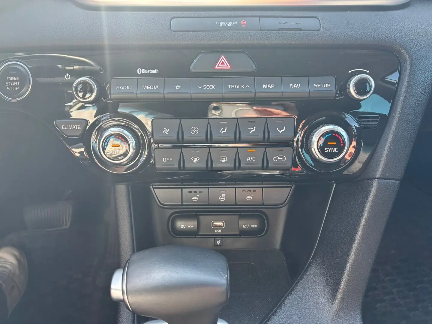Car Image - 2M59kELU3hETargLj7zvom