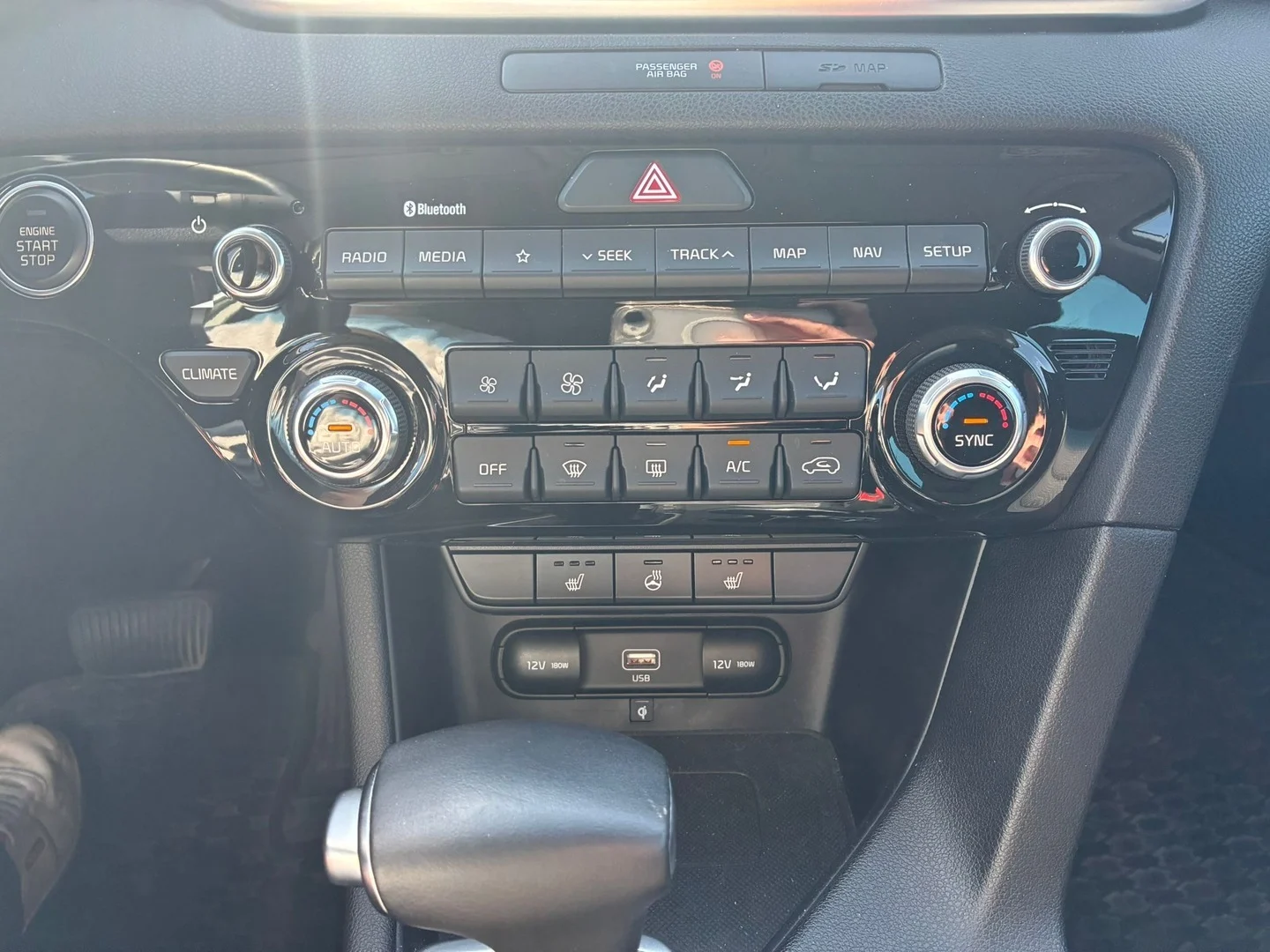 Car Image - 2M59kELU3hETargLj7zvom