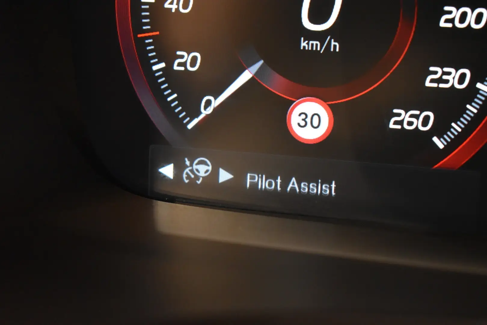 Car Image - 4zZUiHHwap87Yt0ZvHEZvn