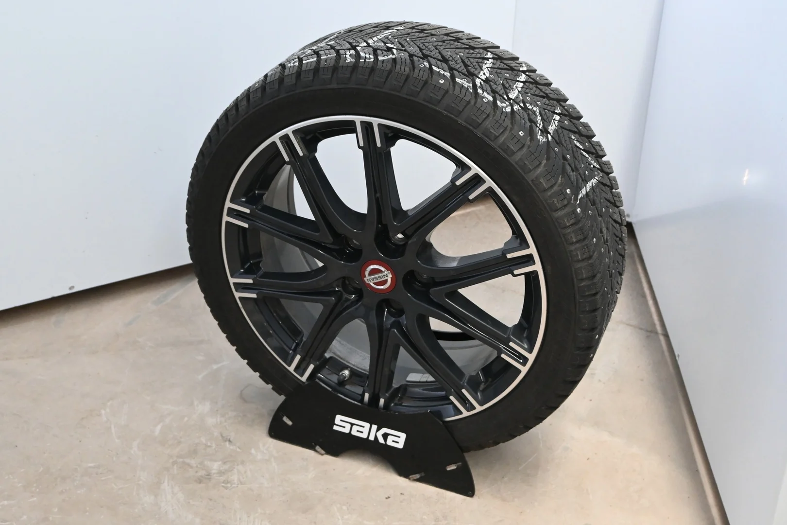 Car Image - 5aHhflUerrlcBw0tarjQ9n