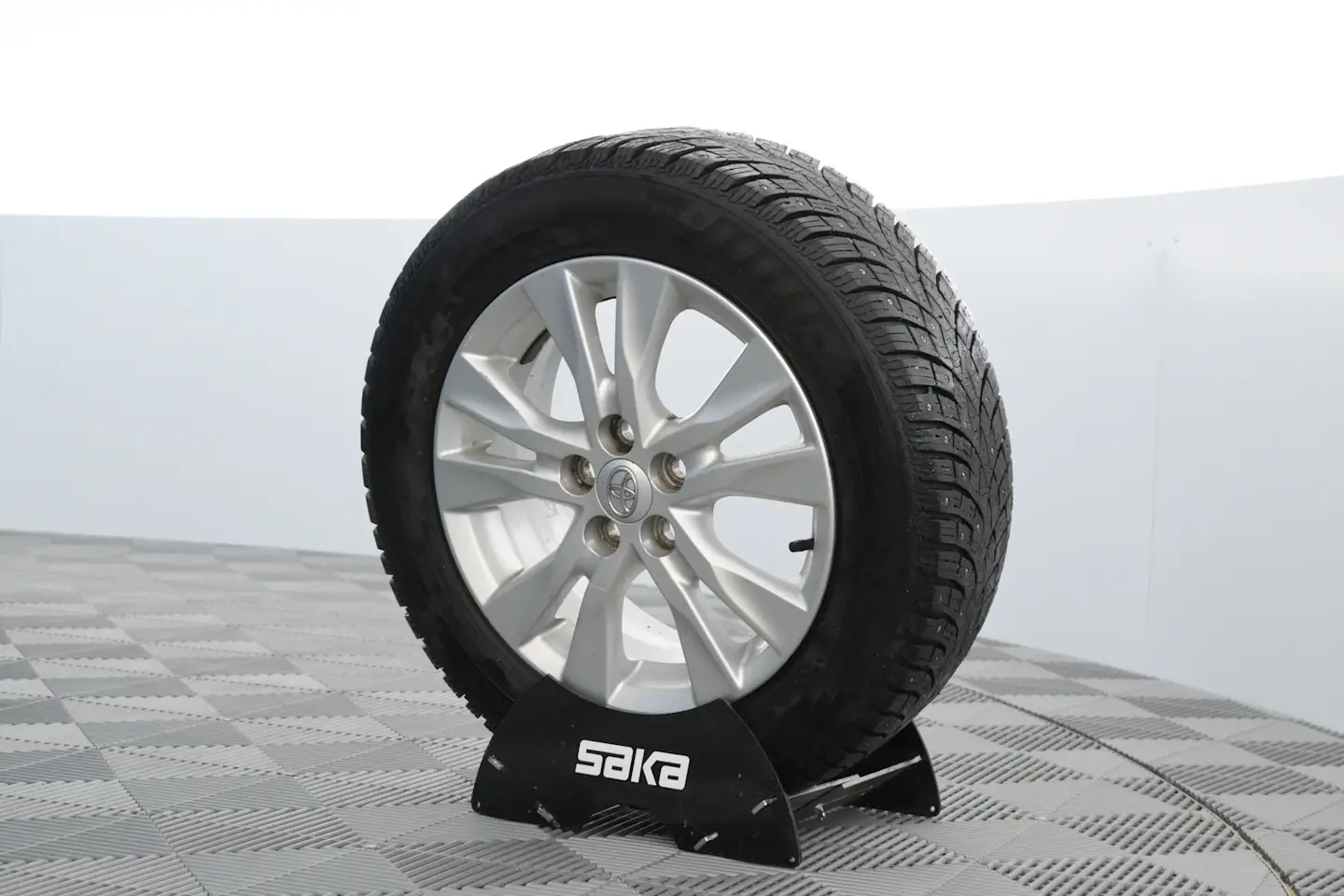 Car Image - ufHsXYI9nyt56j1JhKDlu