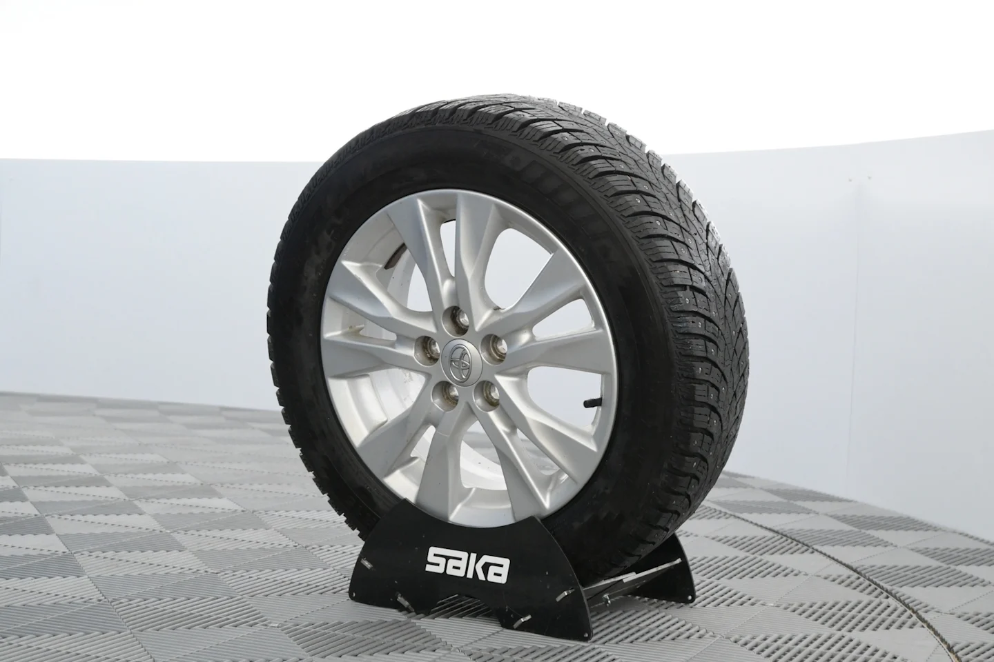 Car Image - ufHsXYI9nyt56j1JhKDlu