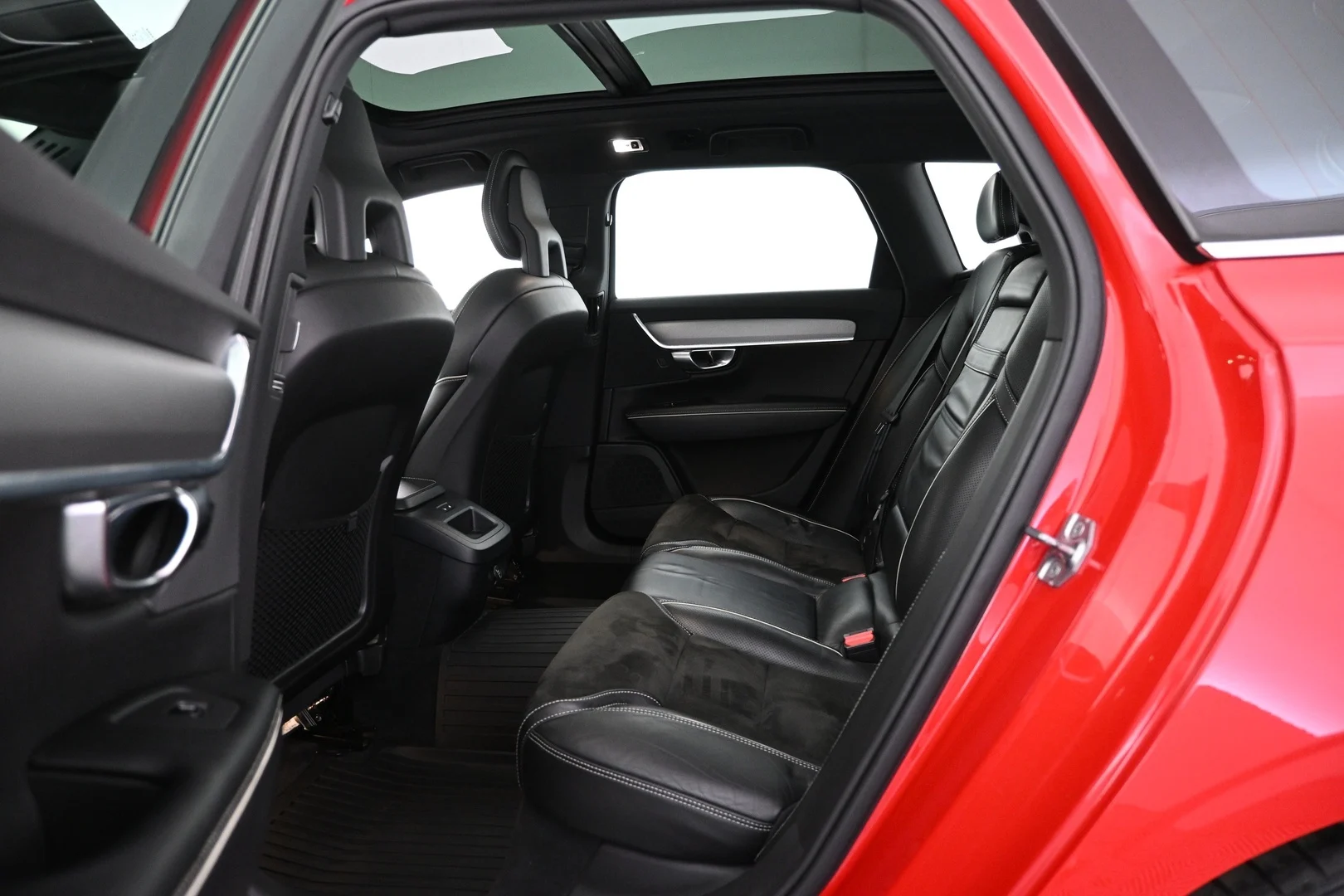 Car Image - 5mMrrkckokamkQFB34OvZO