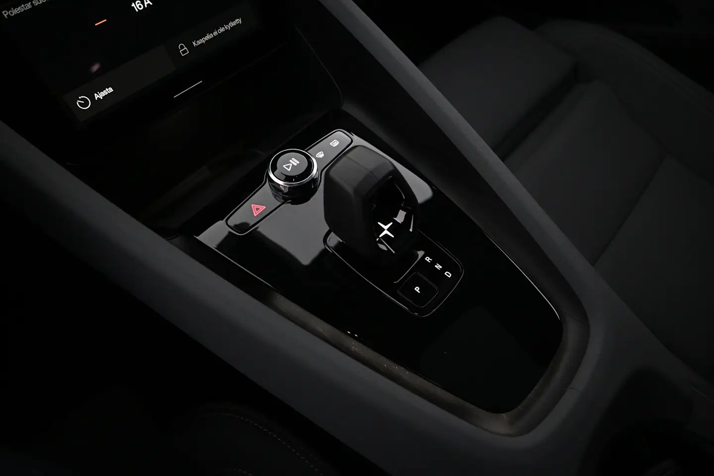 Car Image - 1HBPEfTzW0mCTPN1XEEJzj
