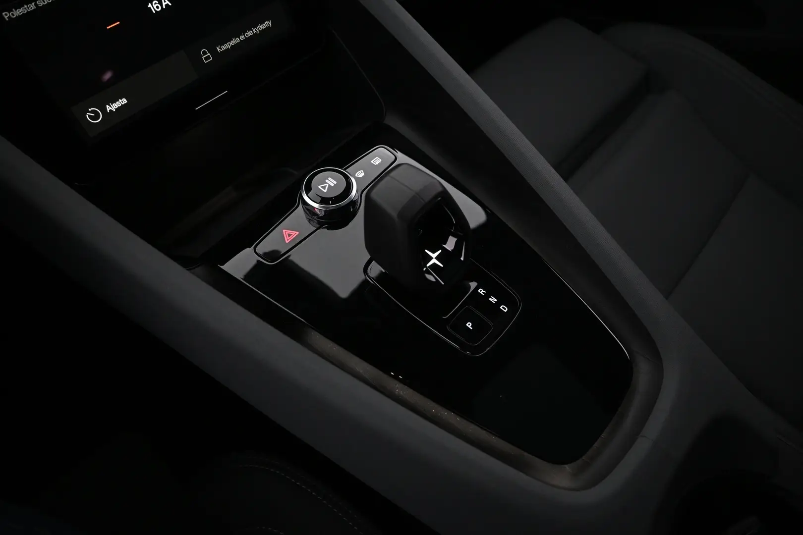 Car Image - 1HBPEfTzW0mCTPN1XEEJzj