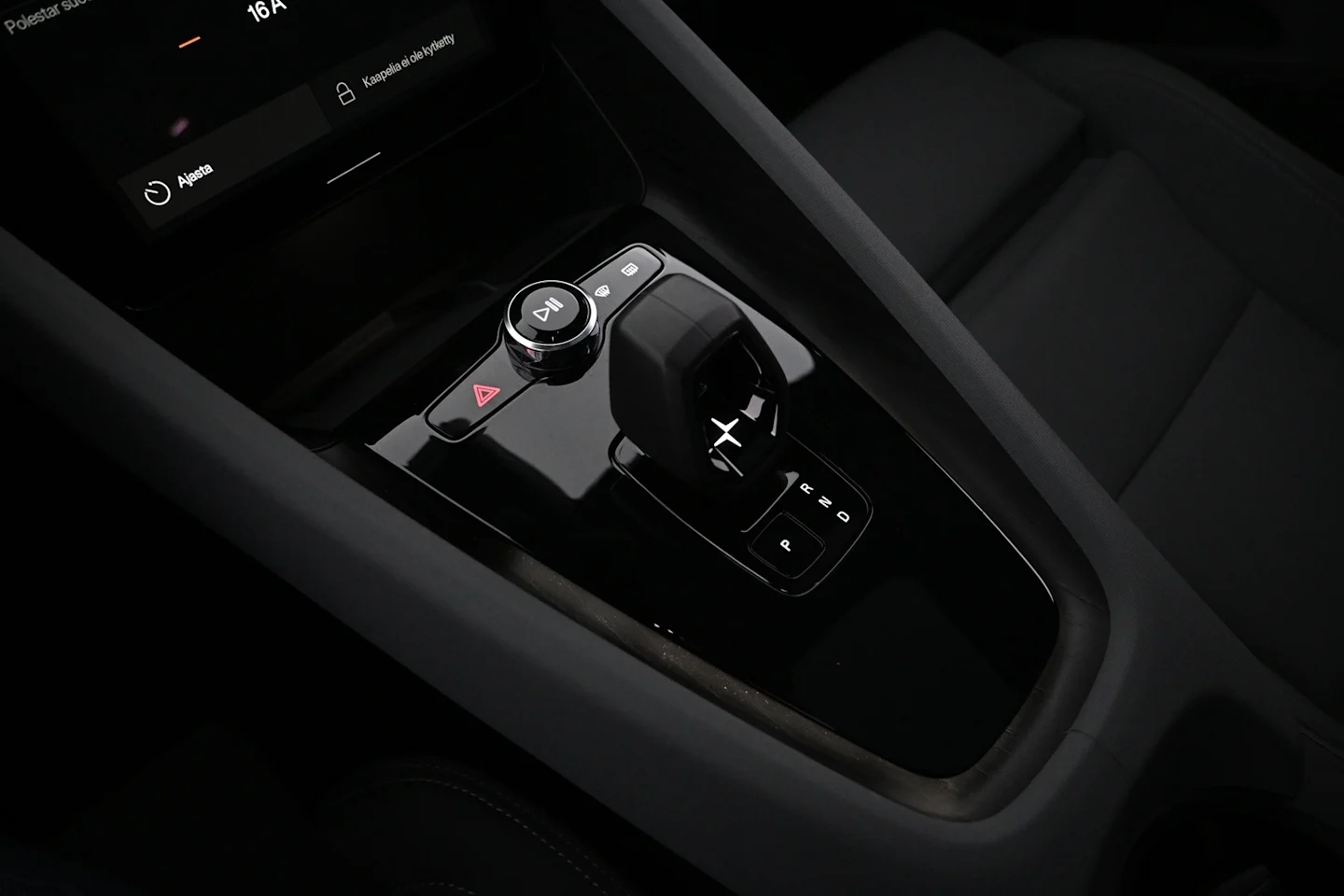 Car Image - 1HBPEfTzW0mCTPN1XEEJzj