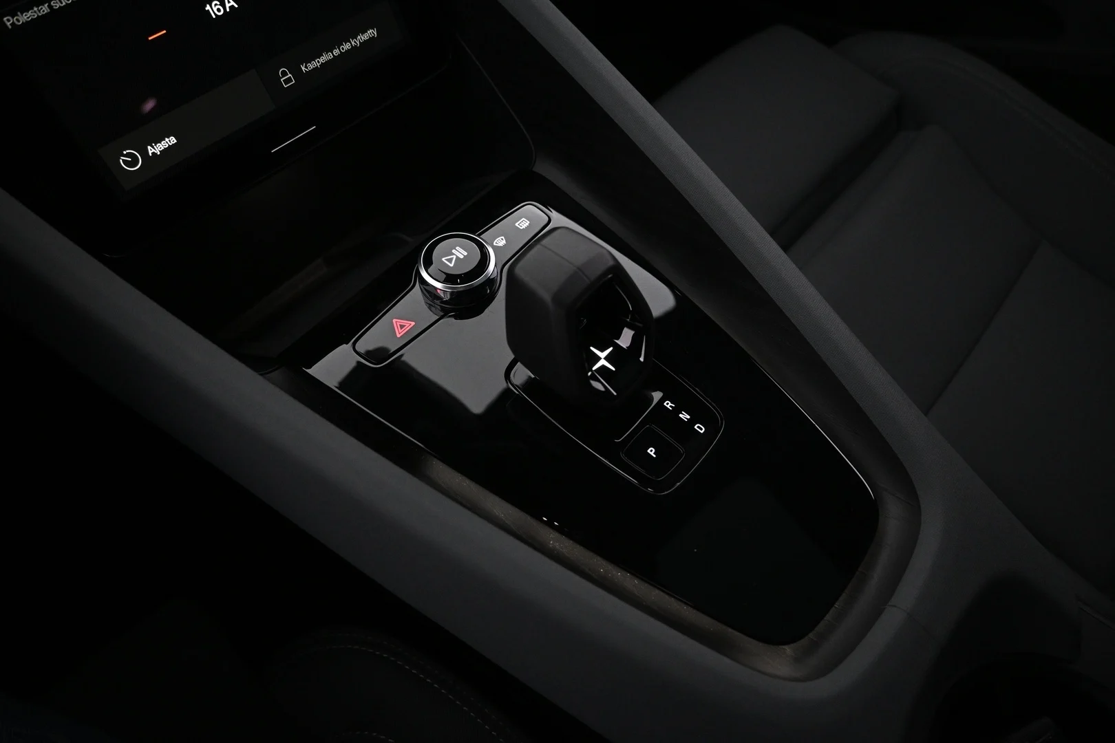Car Image - 1HBPEfTzW0mCTPN1XEEJzj