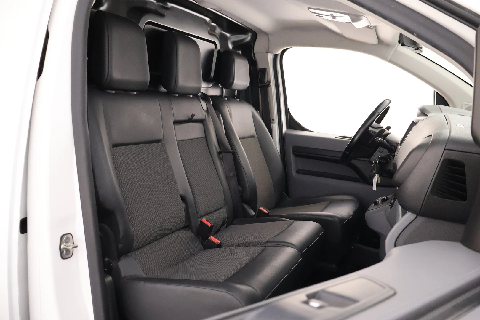 Car Image - liQJBSb5ch1MszkTW0sp0