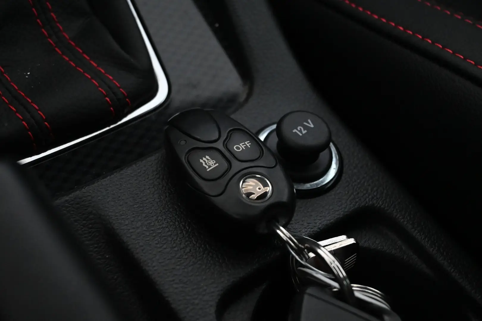 Car Image - 3uKkbgyYPRDB9bp0E2cGgf