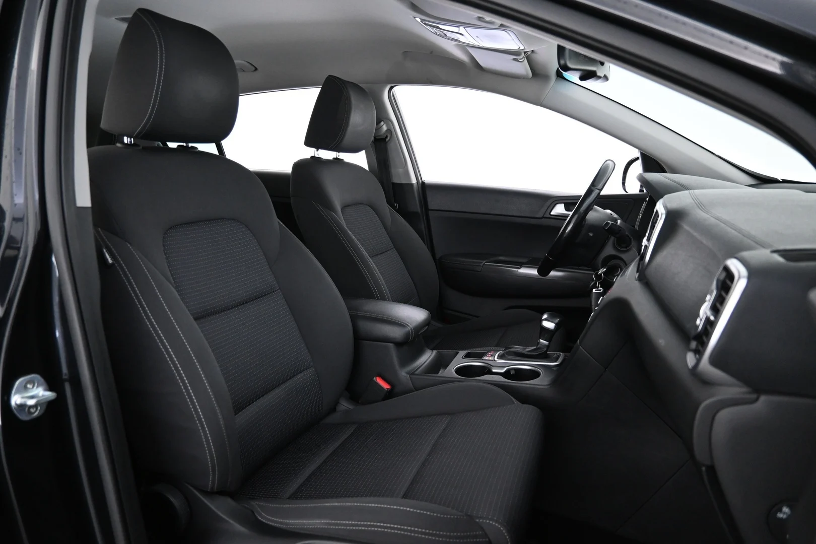Car Image - 2YWSZQRoVeha4WpGO57YO