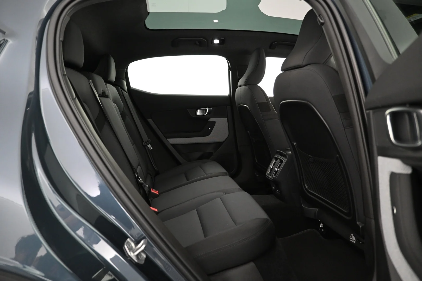 Car Image - 6DP1MMb8FqAwILe9e3Usd8