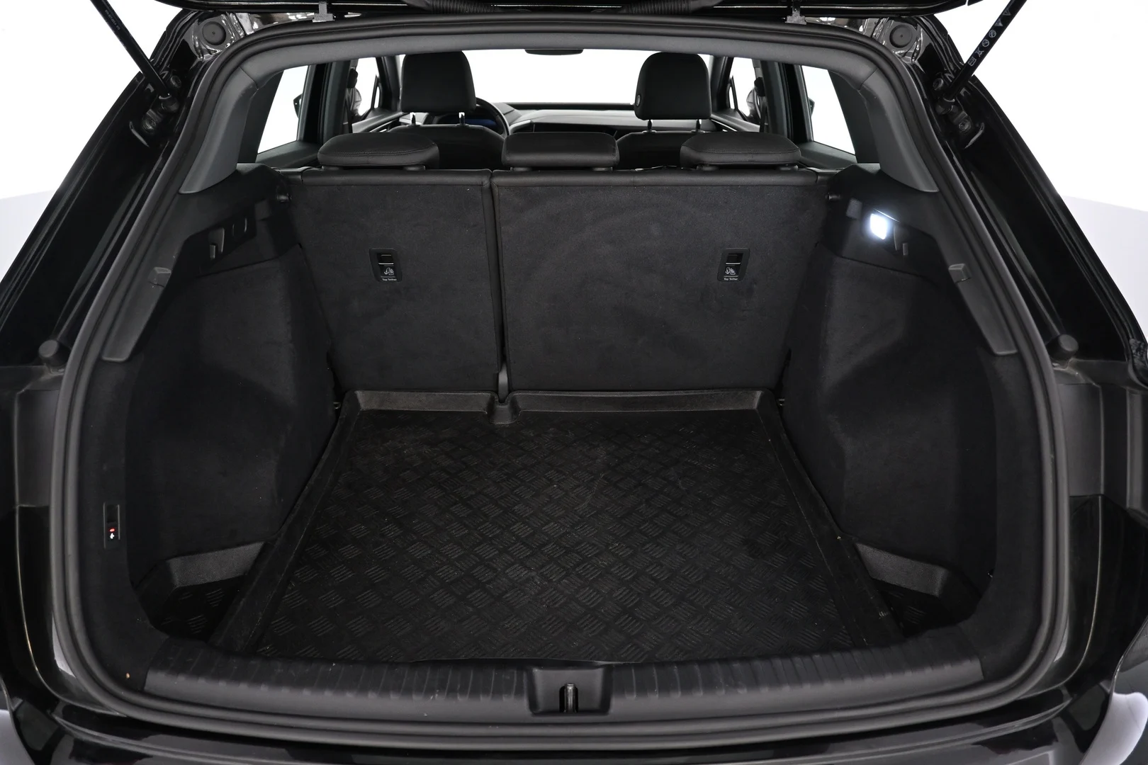 Car Image - 23CejrAKyaGsJeQocO6I2A