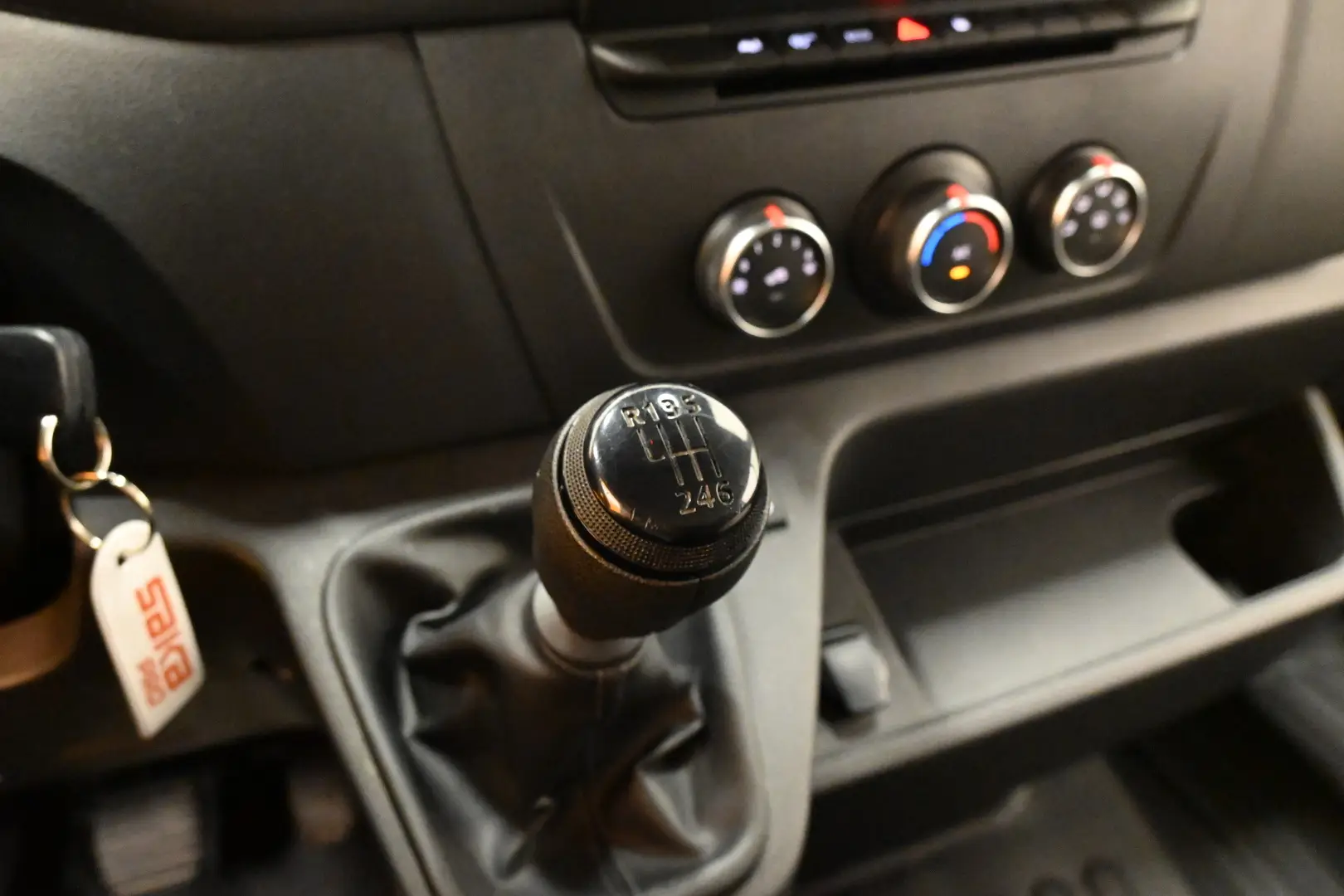 Car Image - 6tYtiLMKProEjgyMJtFGl6
