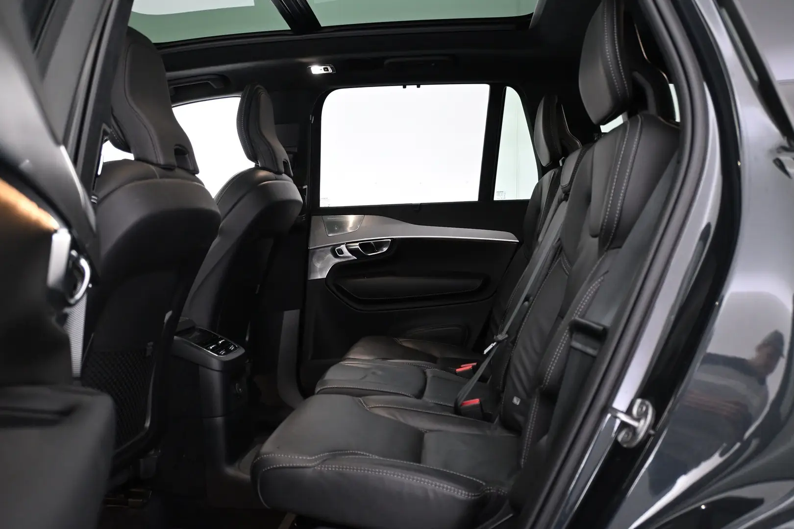 Car Image - ItALYdJP7EZOMWlFakrZF