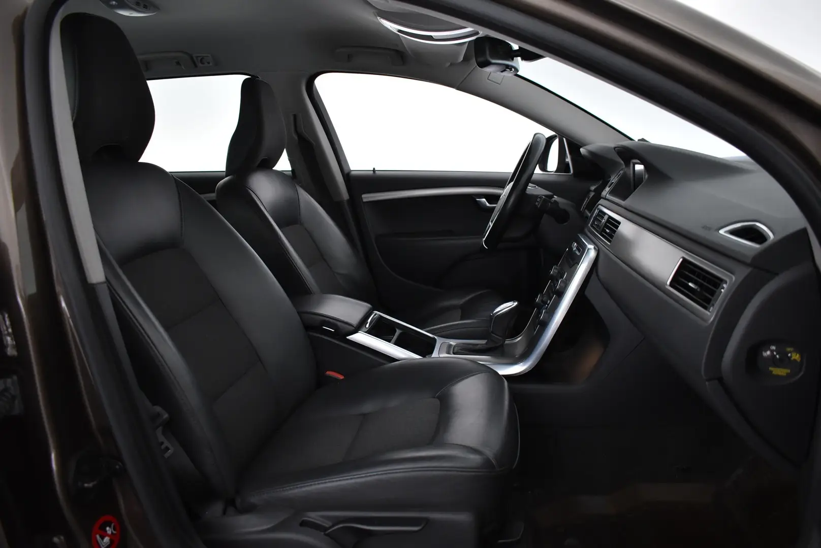 Car Image - 7DeHVjbRZ5nilD6P6XWyWE