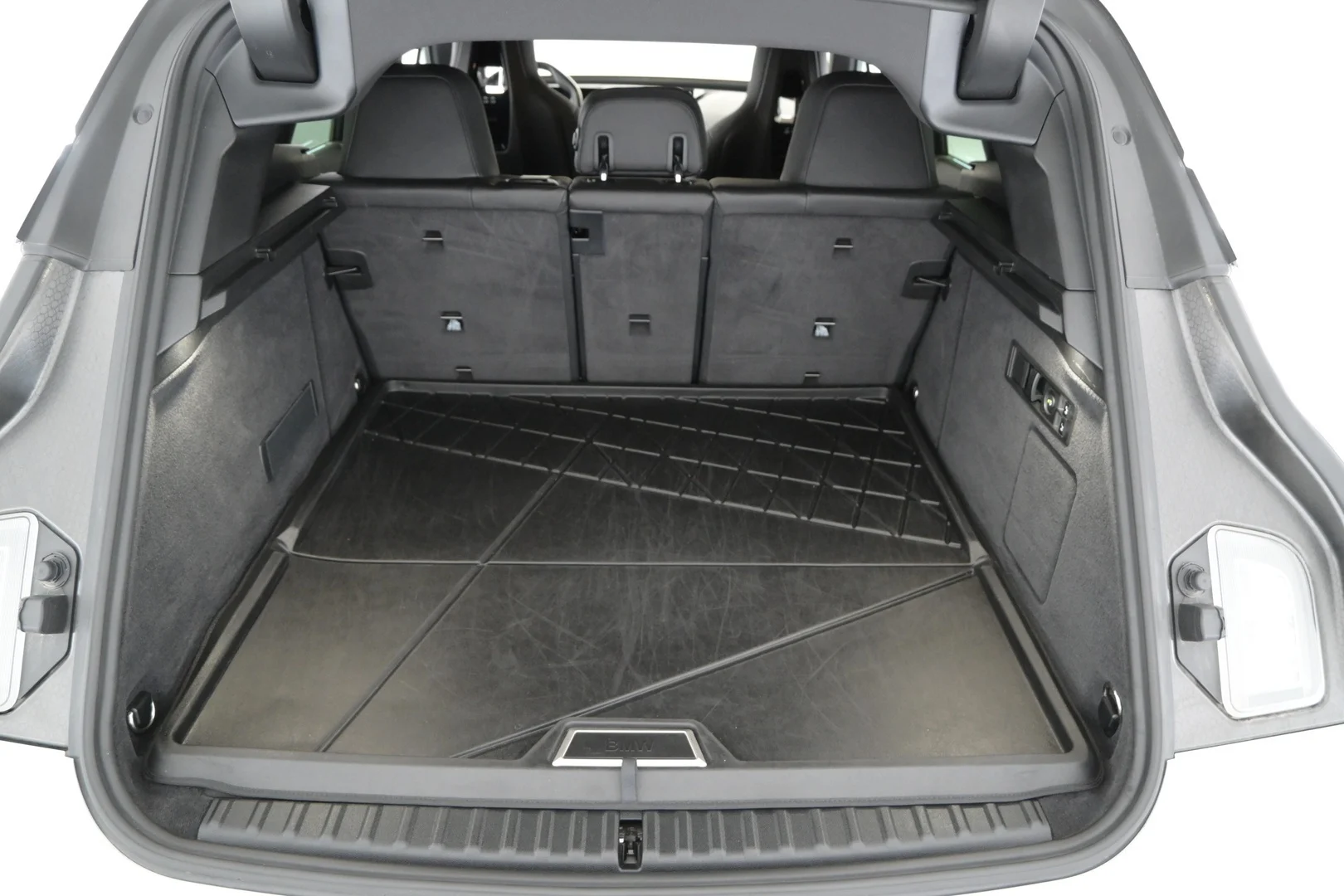 Car Image - 3z4kraPAMUMdFH9uow2ODB