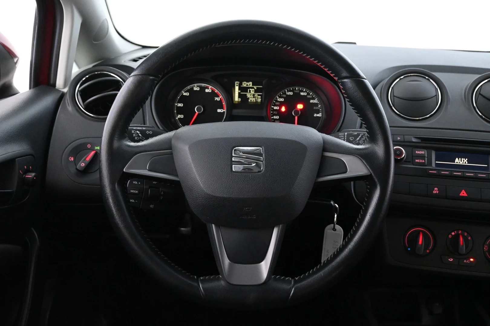 Car Image - 1amDRuJmDUFkuyaj3mnj9f