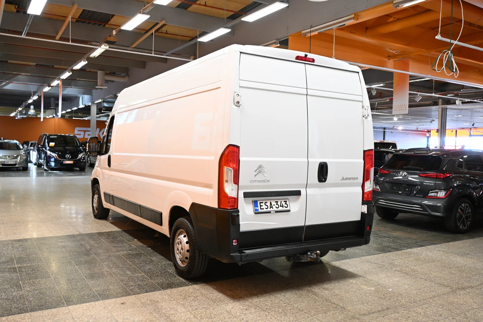 Car Image - 7qQiKkIRFnwyLyZlROBkI4