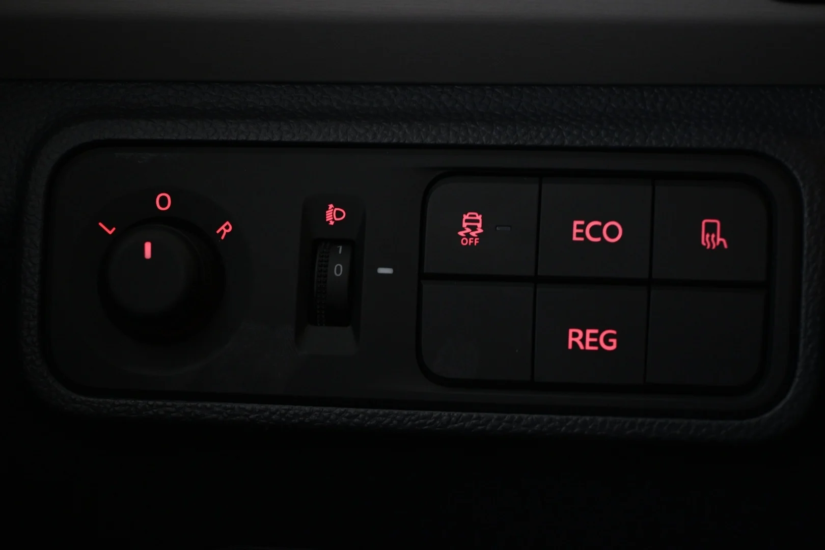 Car Image - 4knx9xL2Inj14nuoSrTlm0