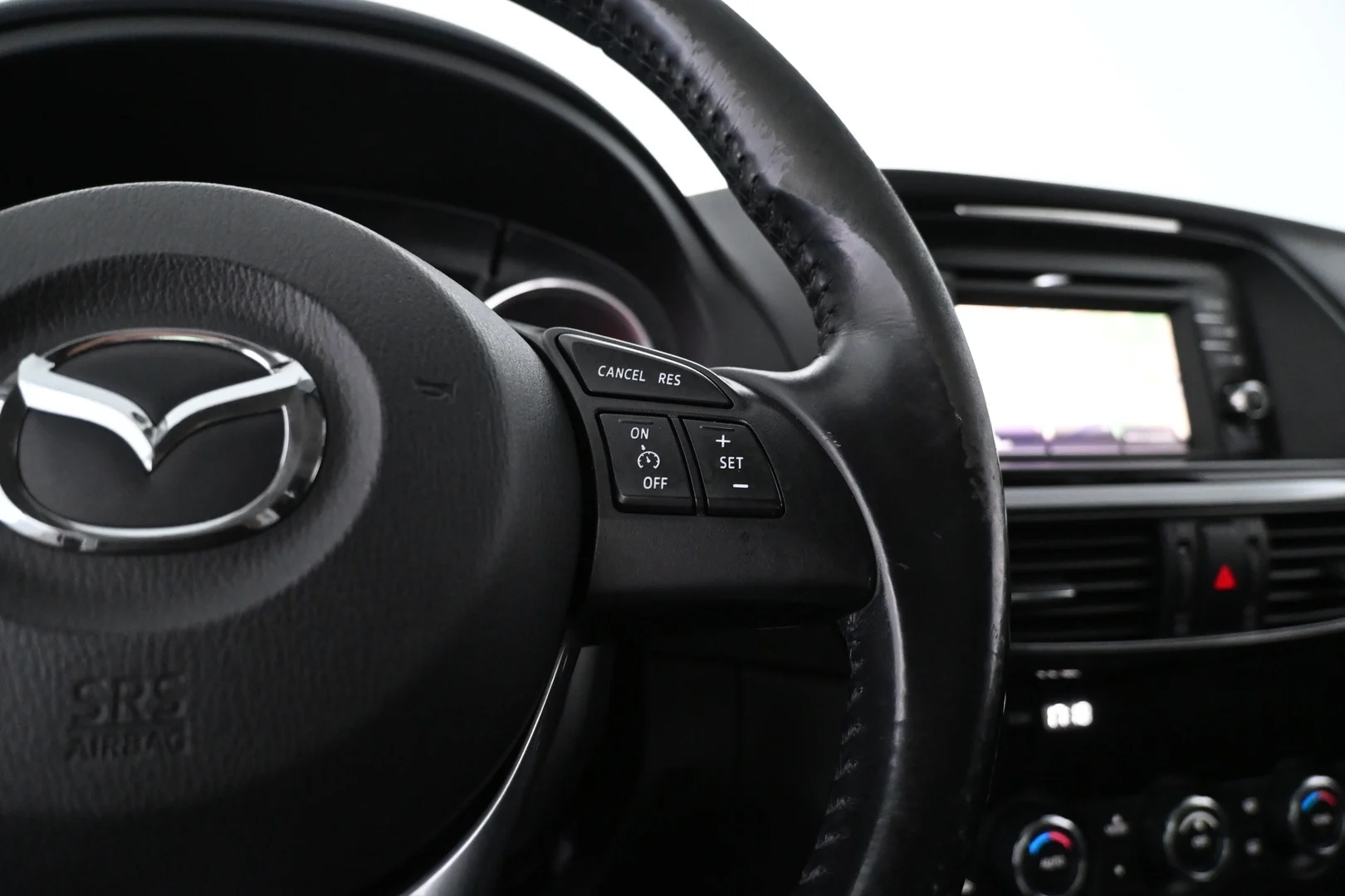 Car Image - 52M395OBYGDSlN1hA2drIx