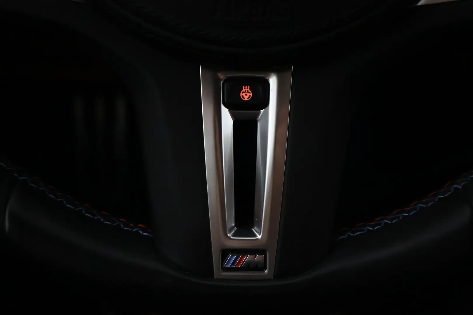 Car Image - 75q4TcbTJWwA5AR9stWAA4