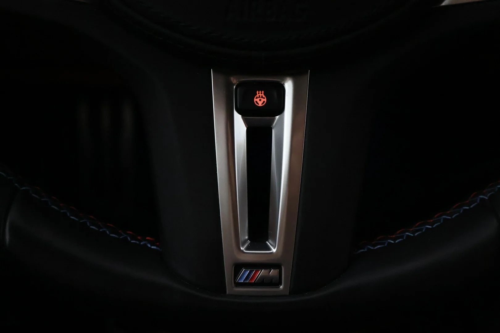 Car Image - 75q4TcbTJWwA5AR9stWAA4