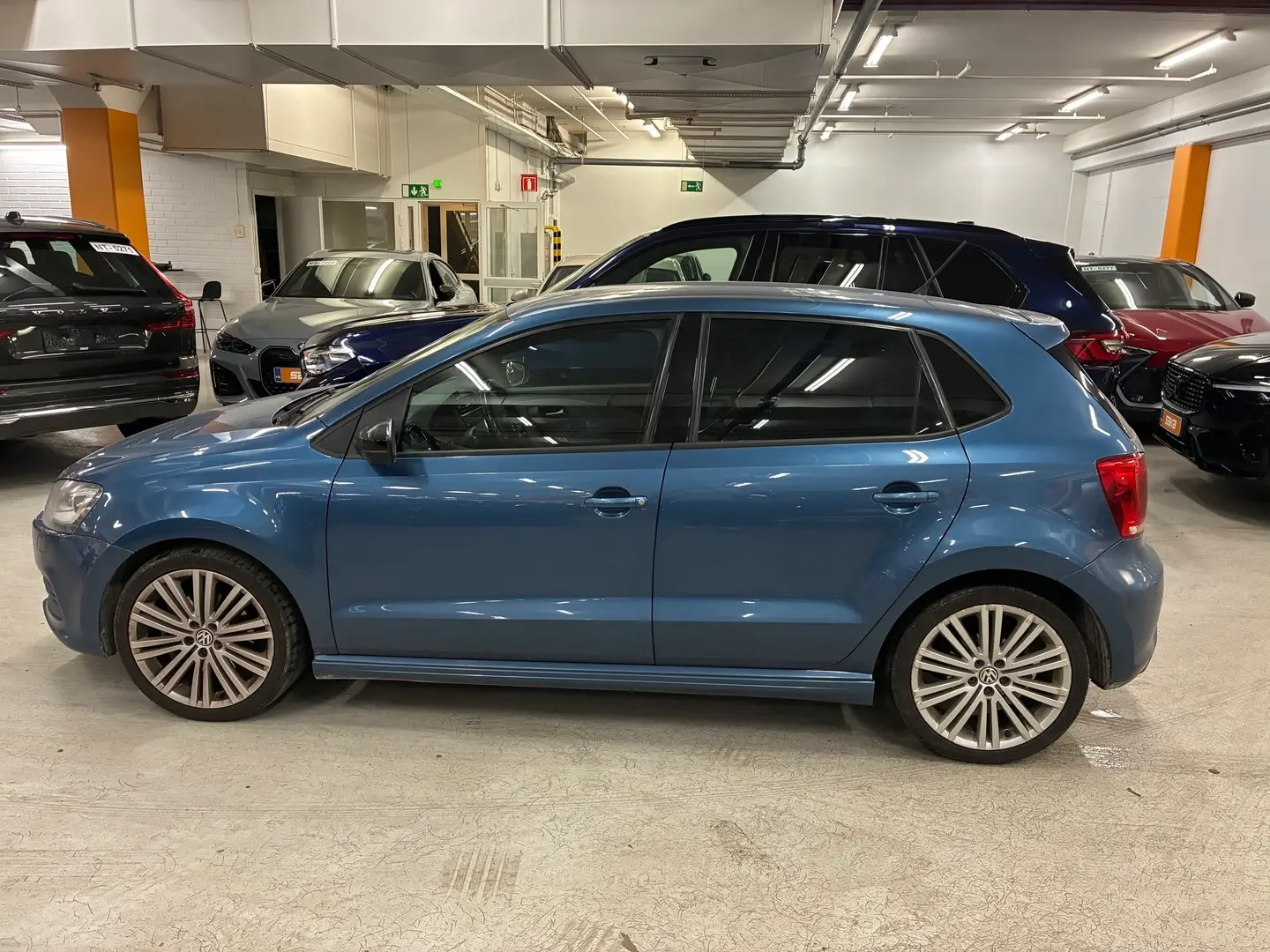Car Image - 583ofDphHE53gd1raFExZv