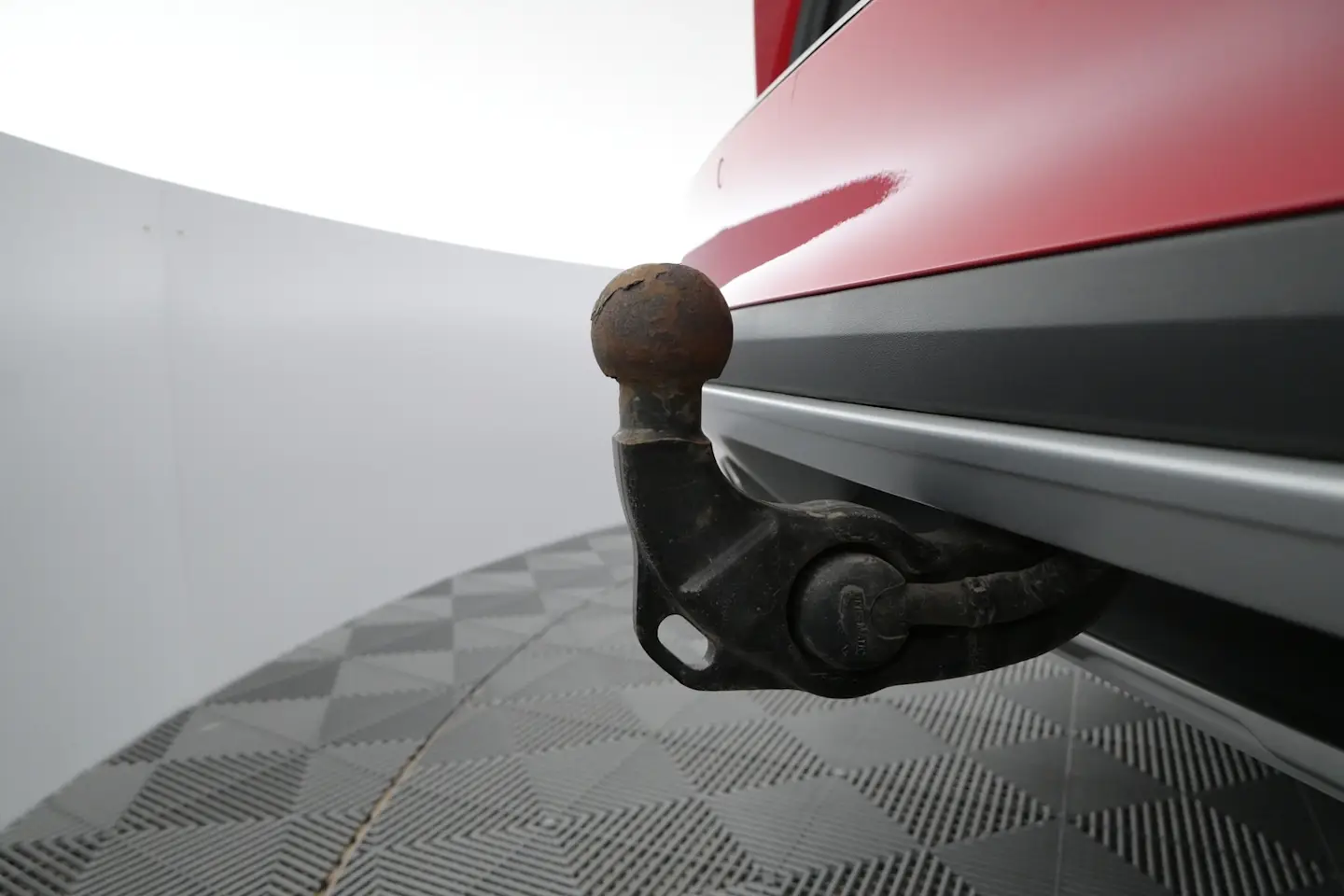 Car Image - 3ESnUwdMVgnO9mYlT9yH79