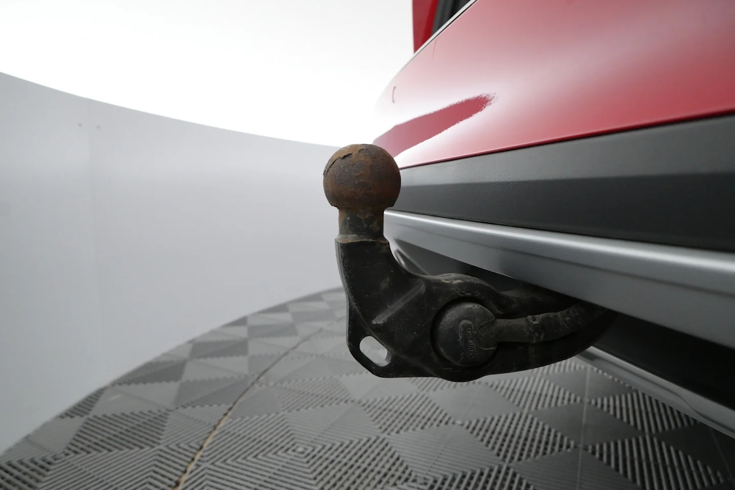 Car Image - 3ESnUwdMVgnO9mYlT9yH79