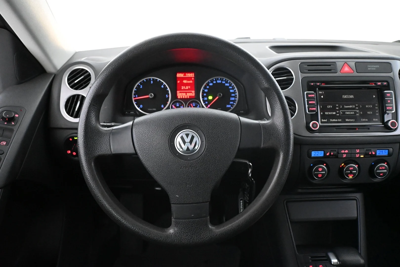 Car Image - 6IdZyyYtk9lEkNsVujGKCD