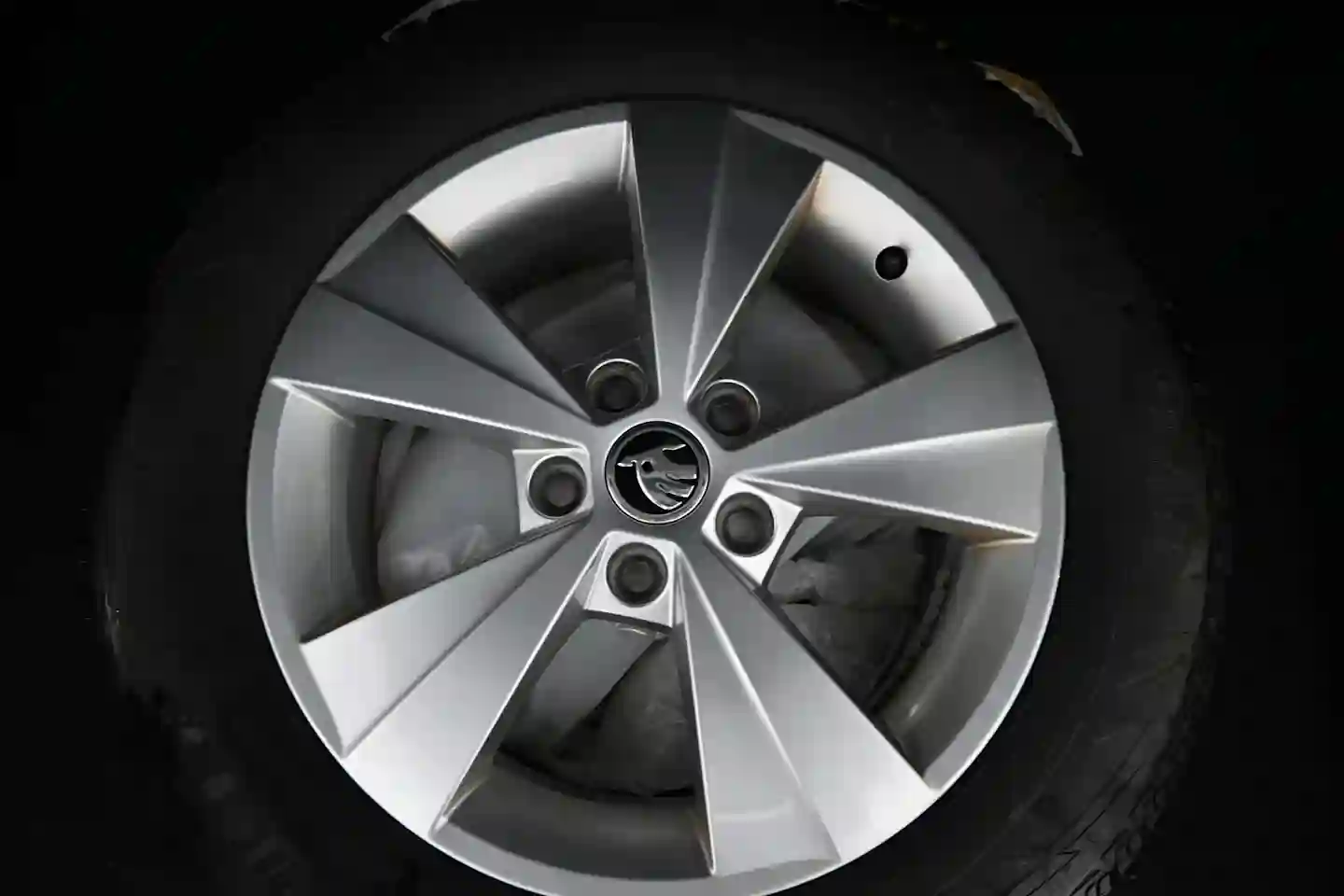 Car Image - 7xtCRWYQx6p1ZO3khQ2vrO