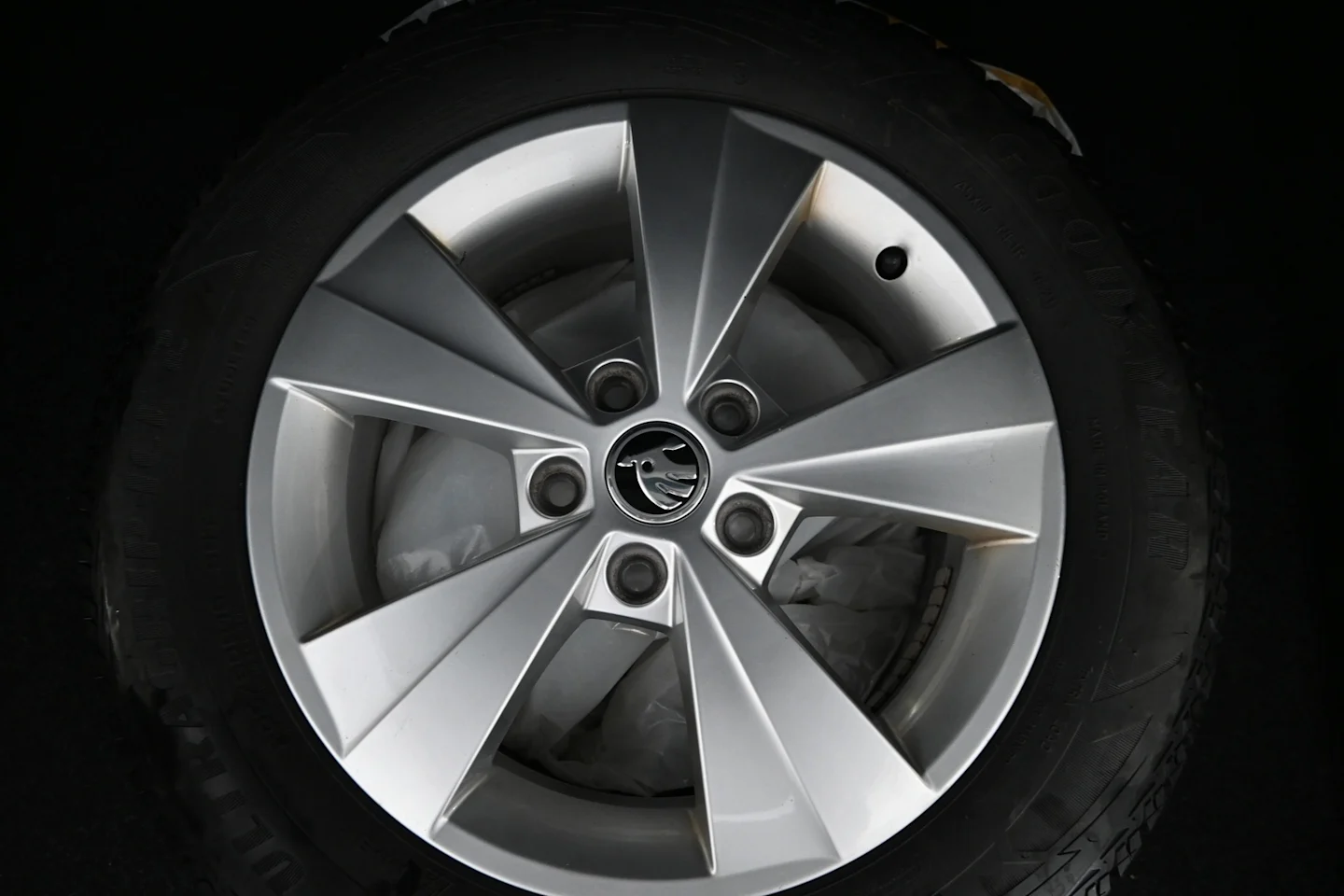 Car Image - 7xtCRWYQx6p1ZO3khQ2vrO