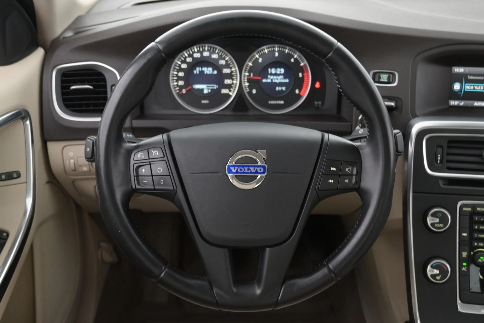 Car Image - 7gdoDuqGRWMU4jFxGaJ6KN