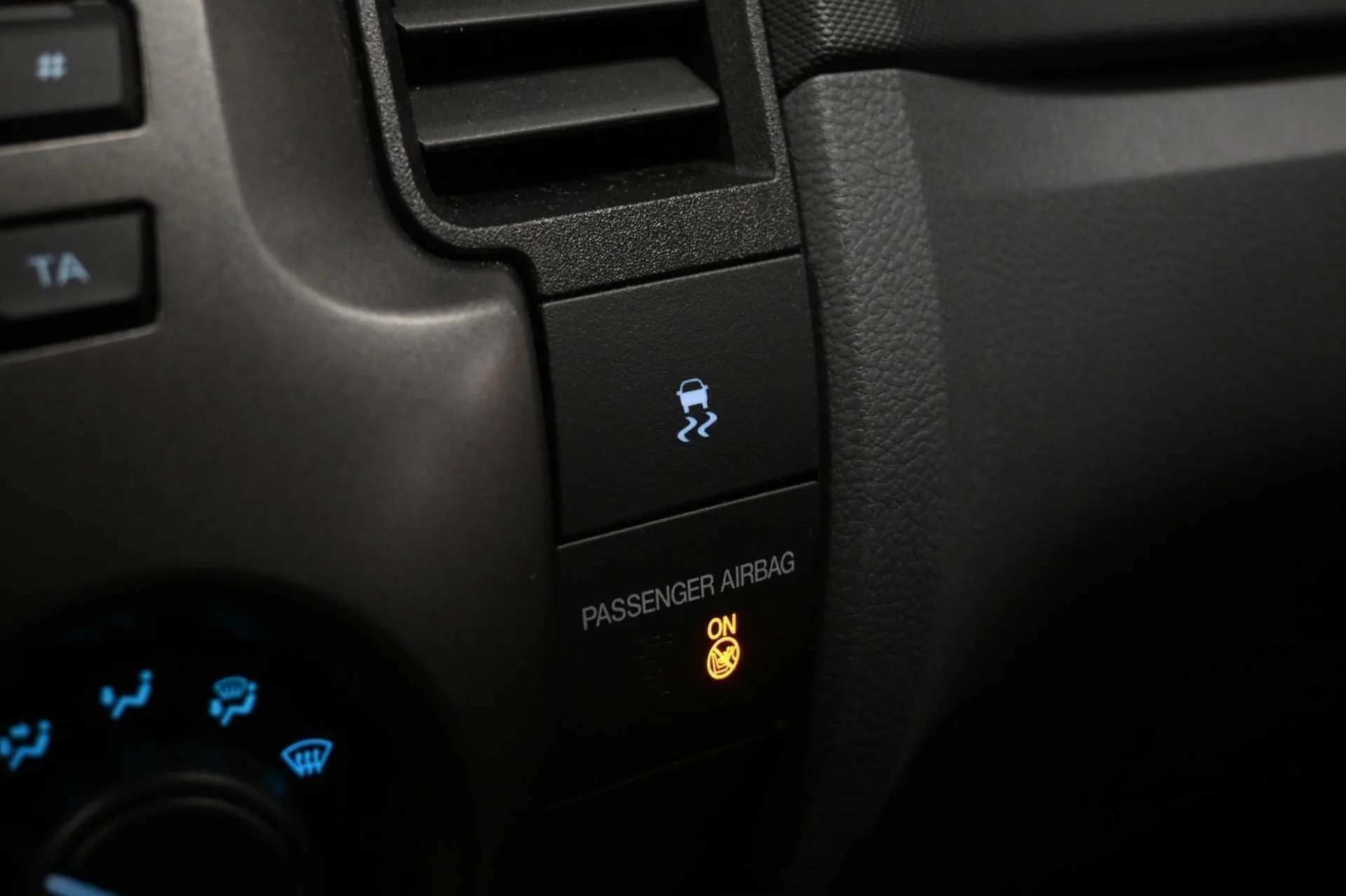 Car Image - xGJJiuBifva5QVrSH1hek