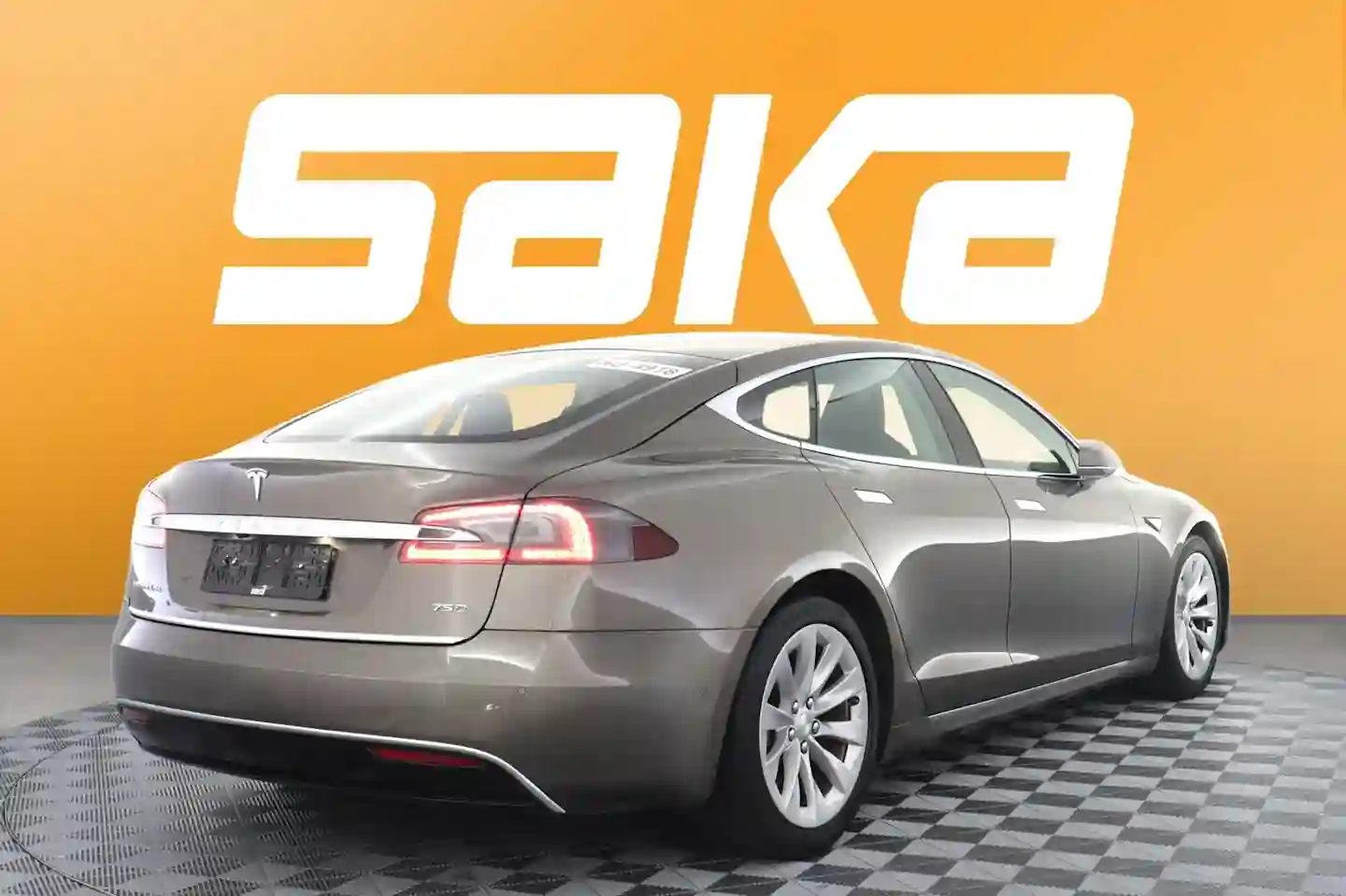 Car Image - 7KlrH1ZIuLLxiwgLjFzlri