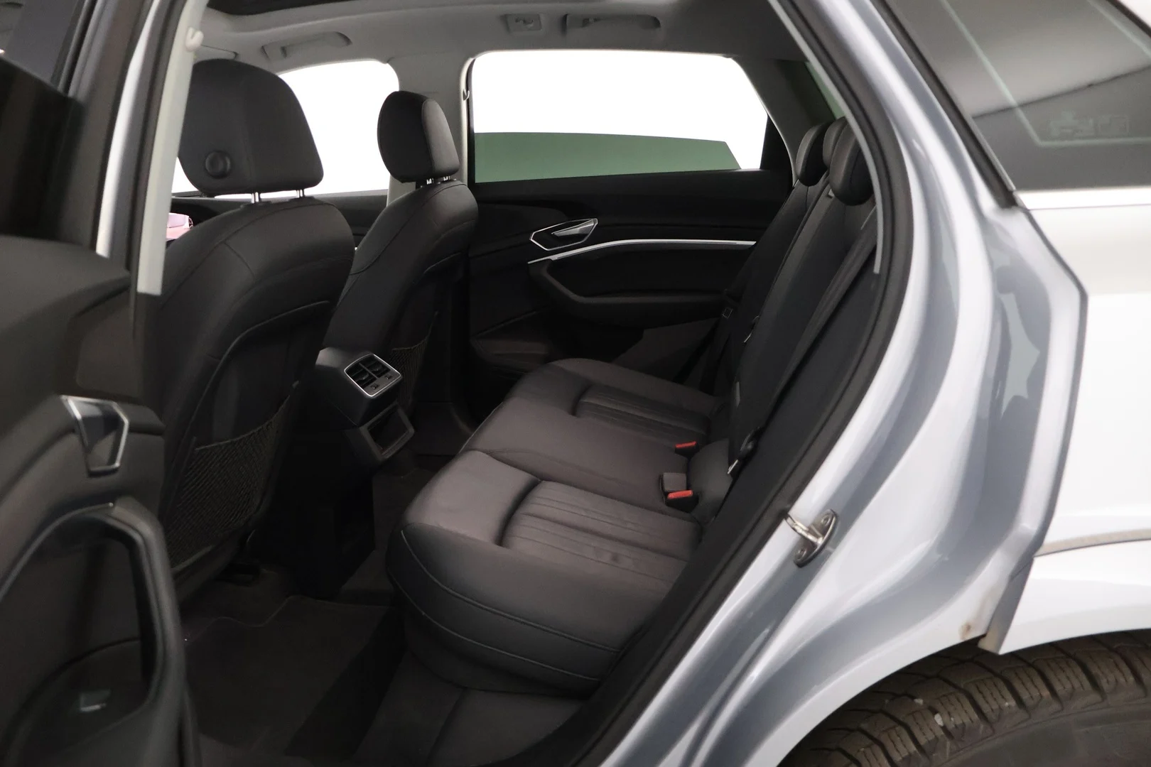 Car Image - 3zInkLPjD6MbFQSr7Z8DgZ
