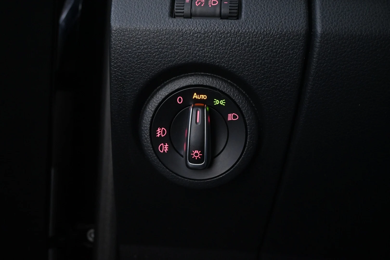 Car Image - 1OMrupbEEwkqLUPyZYjWTW