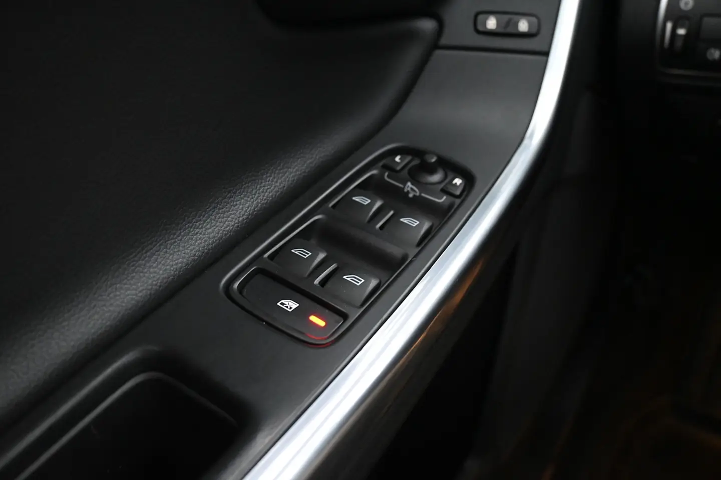 Car Image - 6JhDgodQqb0ZUCxAJBStbl