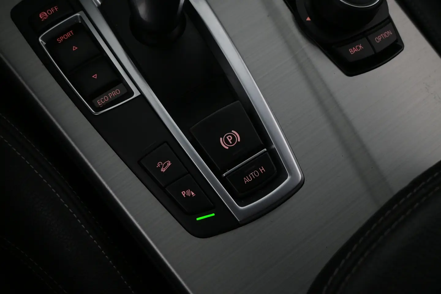 Car Image - jaq1CROSTet8S5oX10YG0