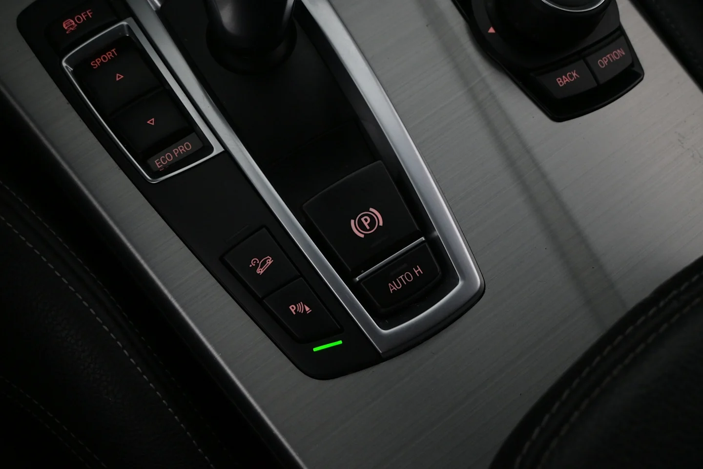 Car Image - jaq1CROSTet8S5oX10YG0