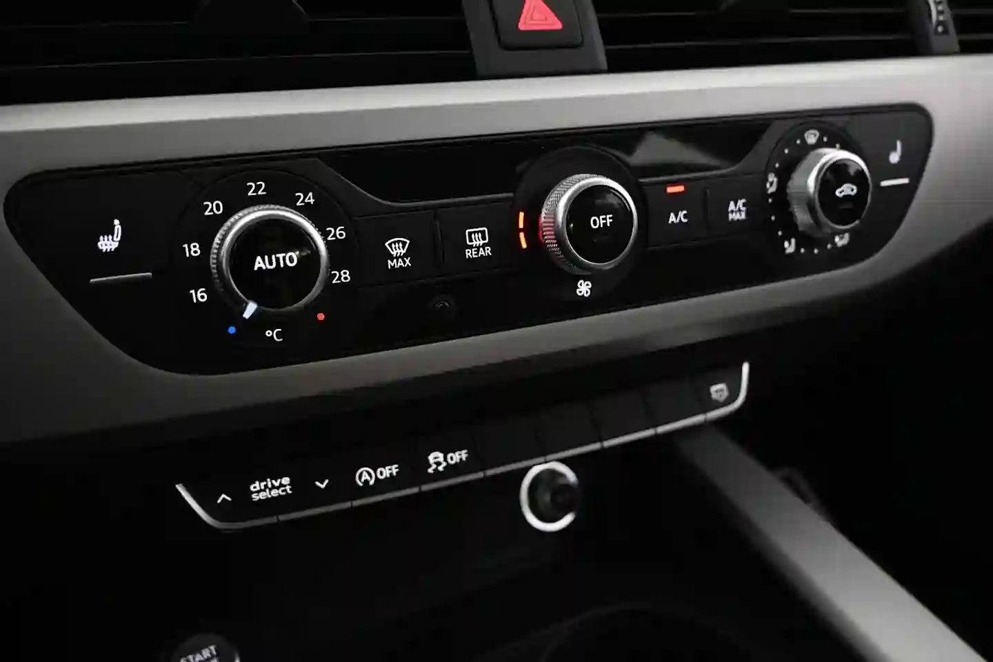 Car Image - 7Ji2oQ9T0EyNeCa5CV9ZKj