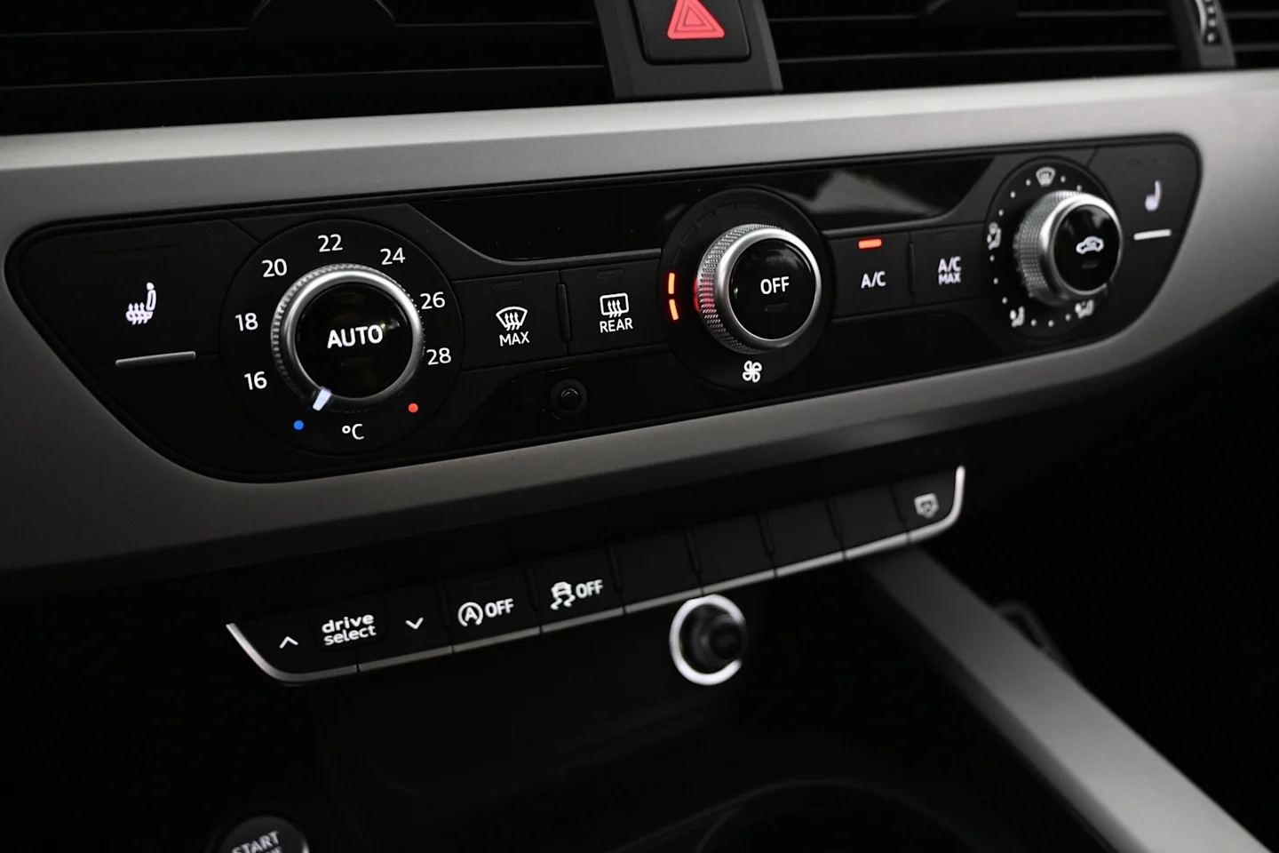 Car Image - 7Ji2oQ9T0EyNeCa5CV9ZKj