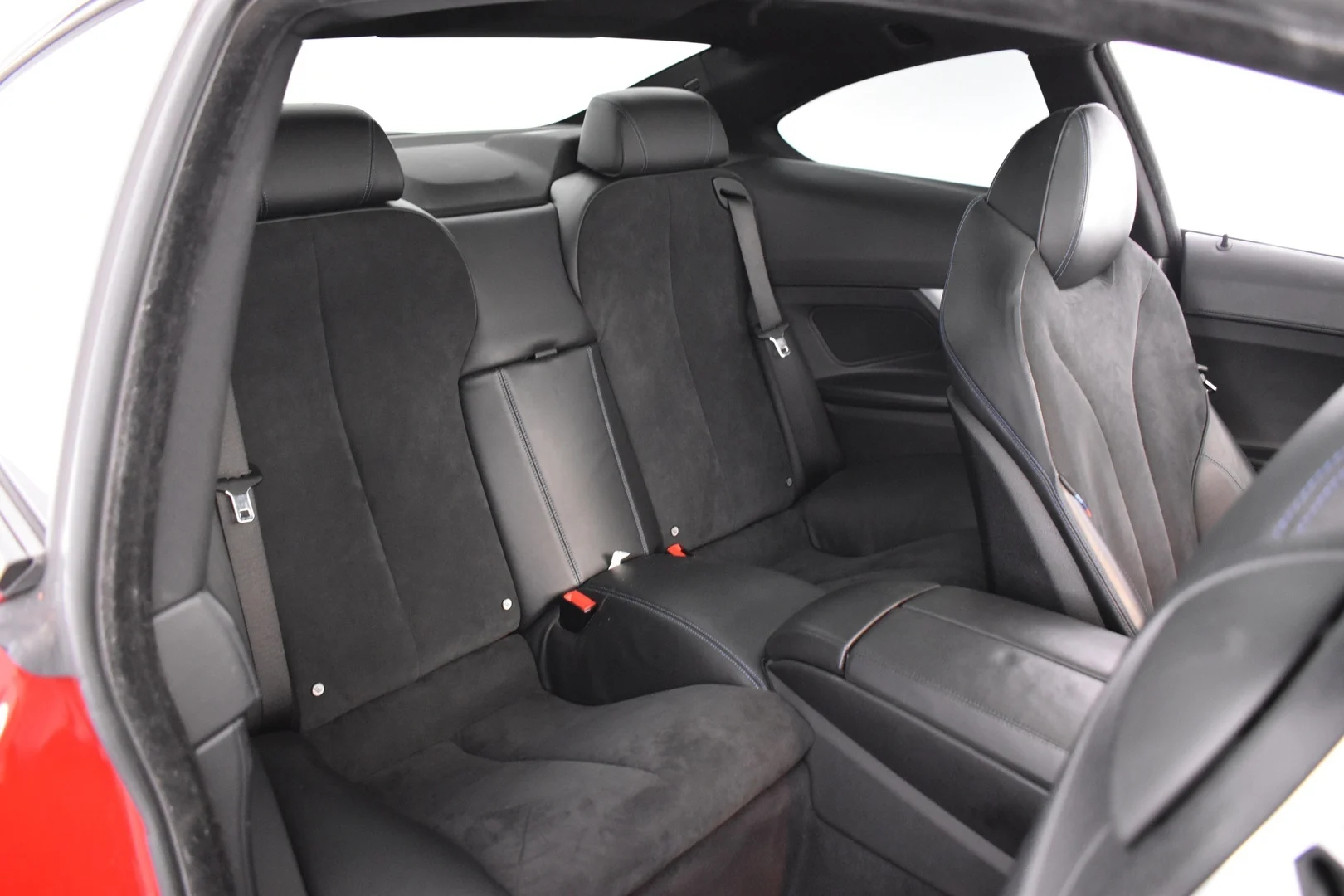 Car Image - 2AcqzMlbVcLCyTPz04F3wL