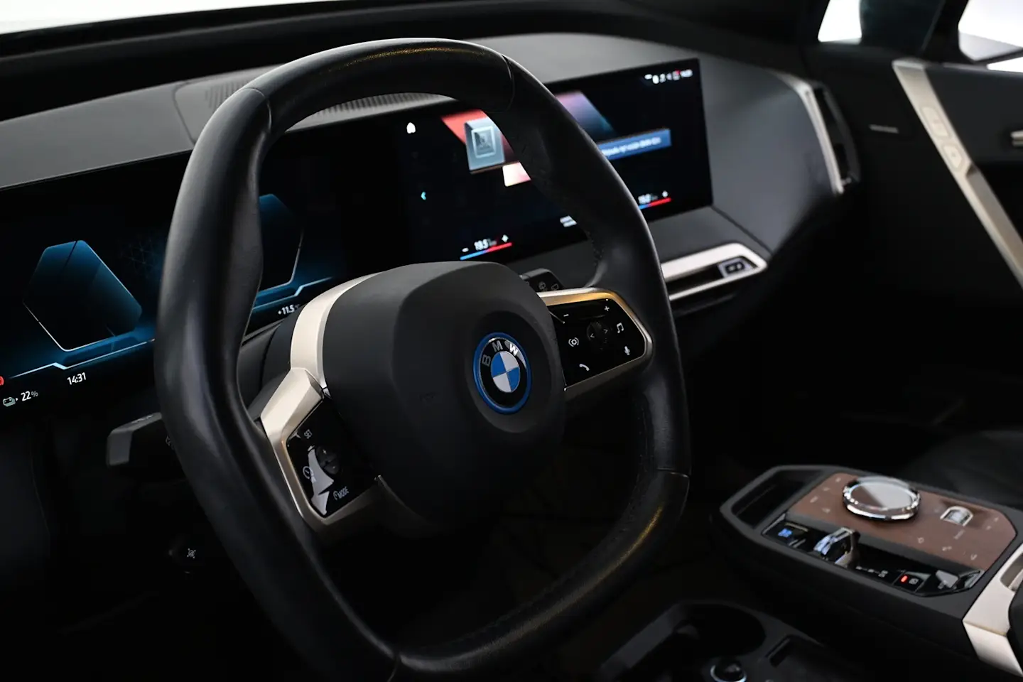 Car Image - 2zbYadMZMNzjxGrtlRPLb0