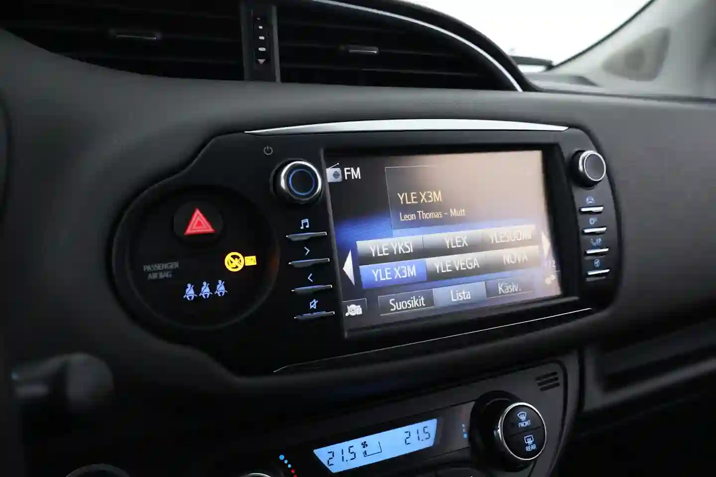 Car Image - kVxtlrVCa7sV8DR9rTwZ4