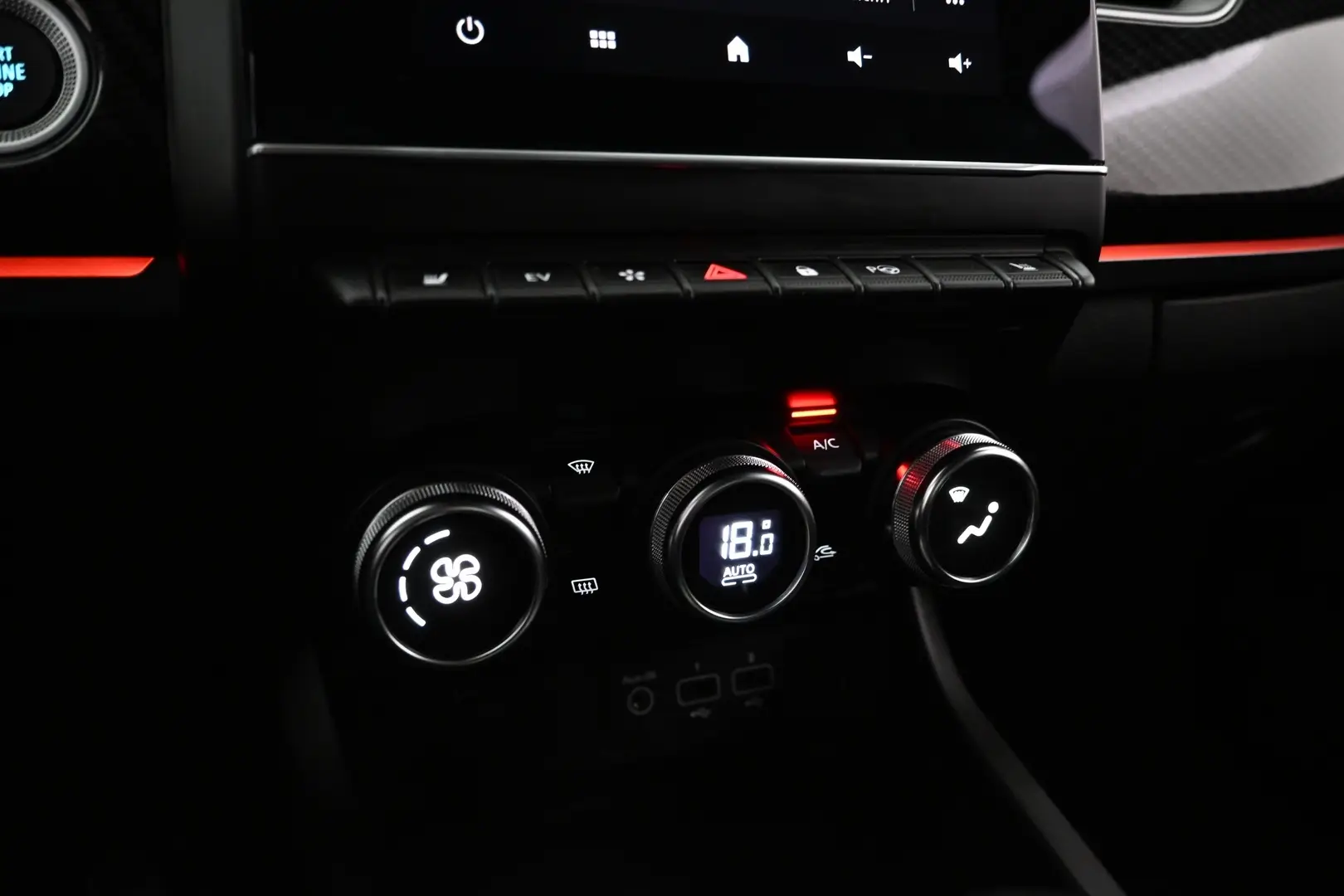 Car Image - 5NQ5oqYTrISs5LLIft1oOW