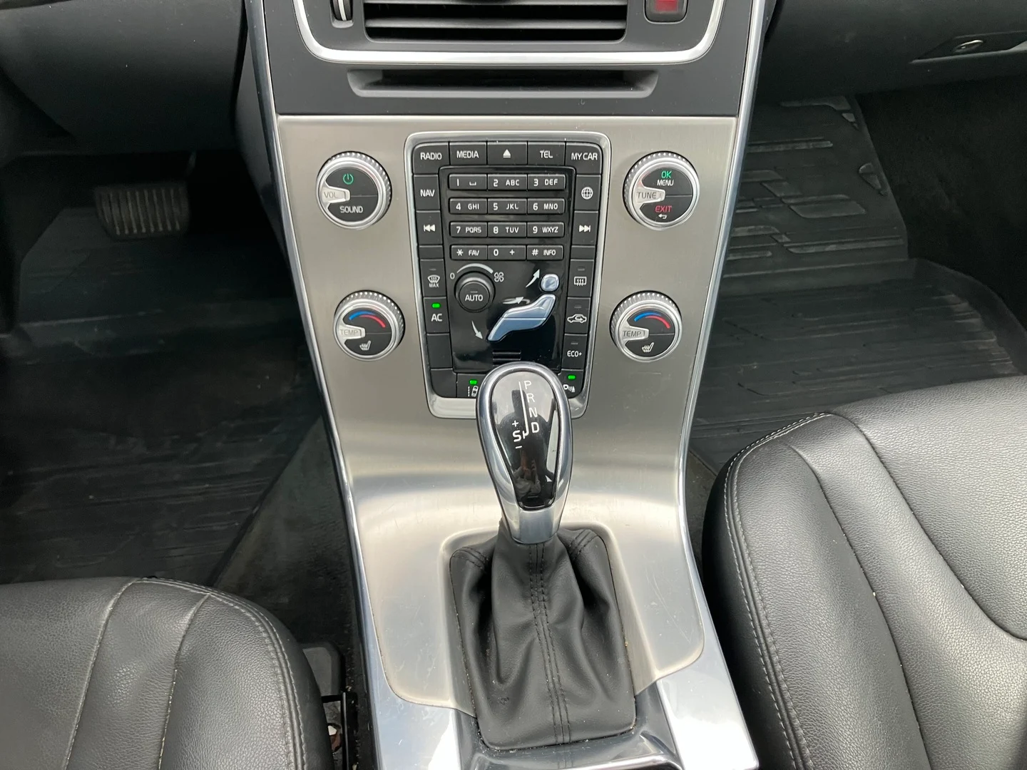 Car Image - 3mDGYb2FizyT0CLo329AIs