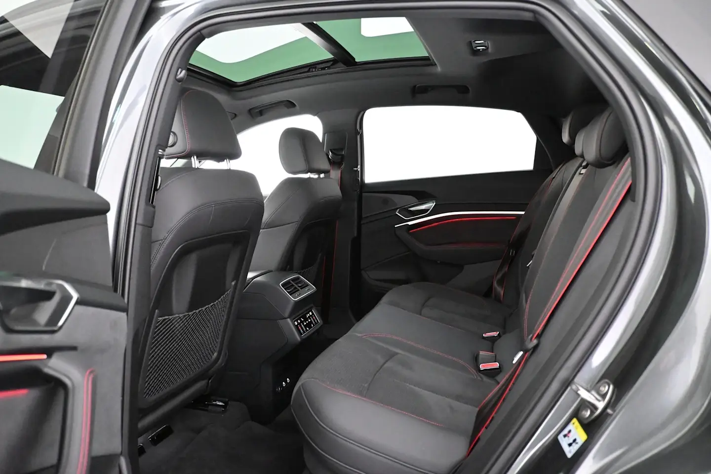 Car Image - 1Jx7JLmWcAs2D2pMn0isEH