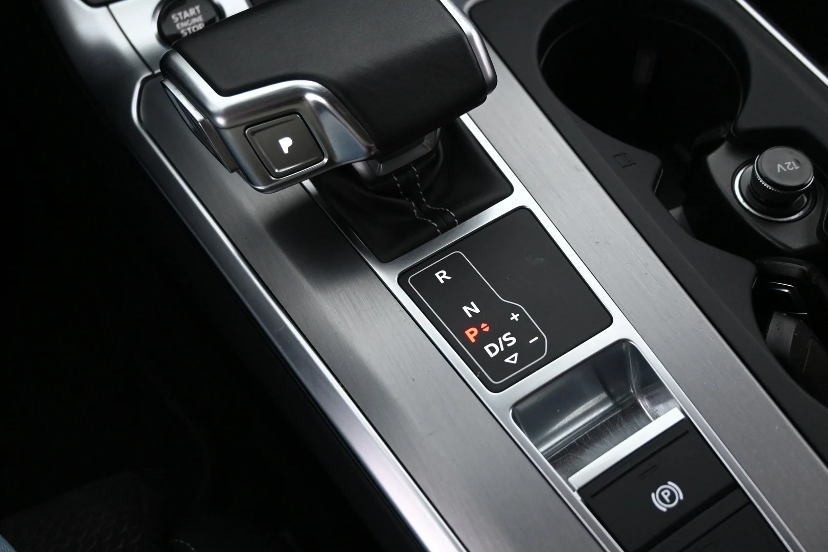 Car Image - 5dgNEpfWmcFOiGPxl0yImg
