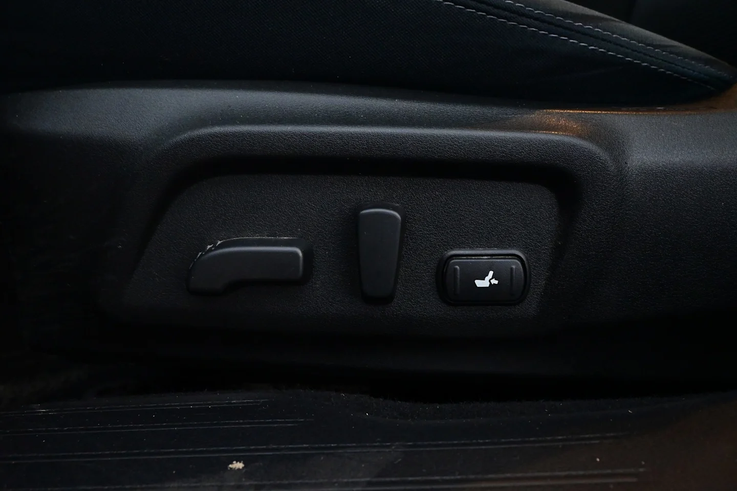 Car Image - 5WMZaQVyM9aWiJJshHRvGn